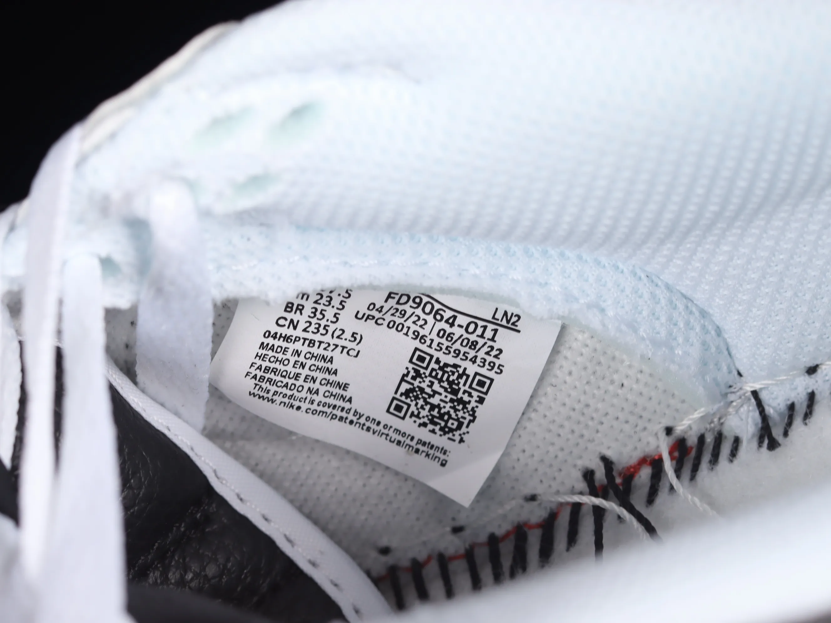 All Categories Nk SB Dunk Series Nk SB Dunk Low Low-top Sneakers F Version Nk Dunk Low "Reverse Panda" White and Black Reverse Panda SB Smashing Backboard Fashion Casual Sneakers FD9064-011